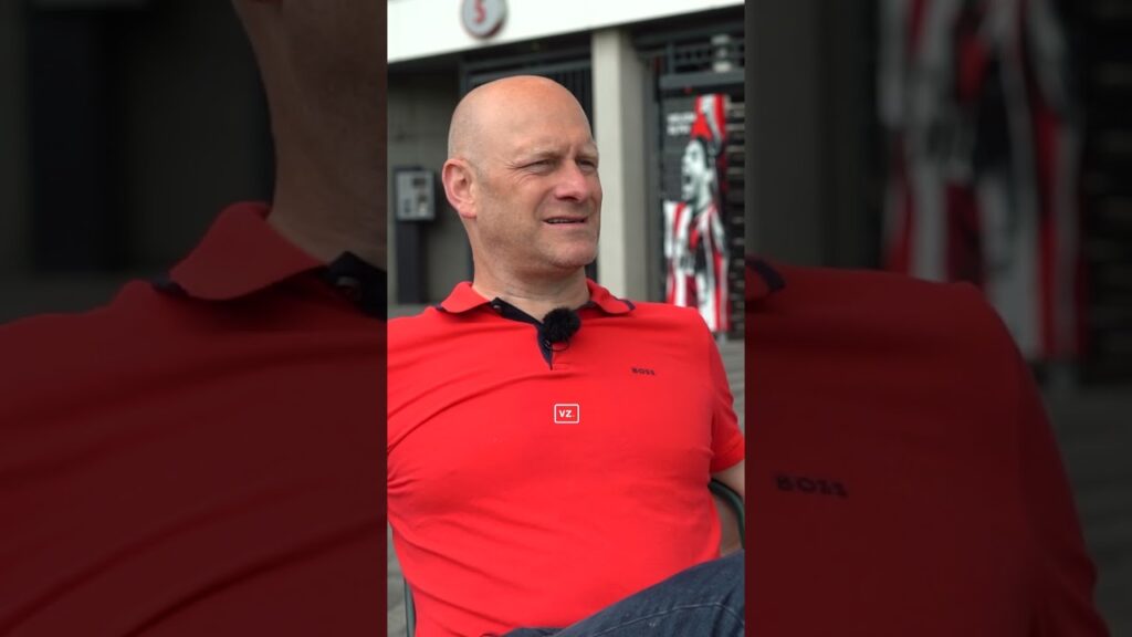 Moet PSV ruim vijftien miljoen euro neerleggen om Noa Lang binnen te halen?