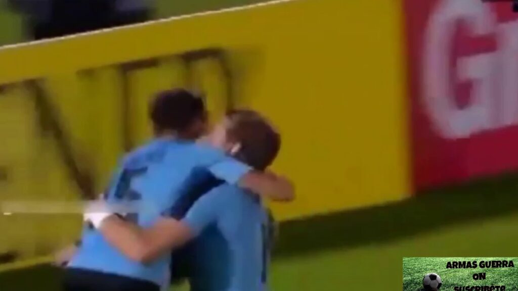Uruguay 2 vs Ecuador 1 Gol de Sebastián Coates
