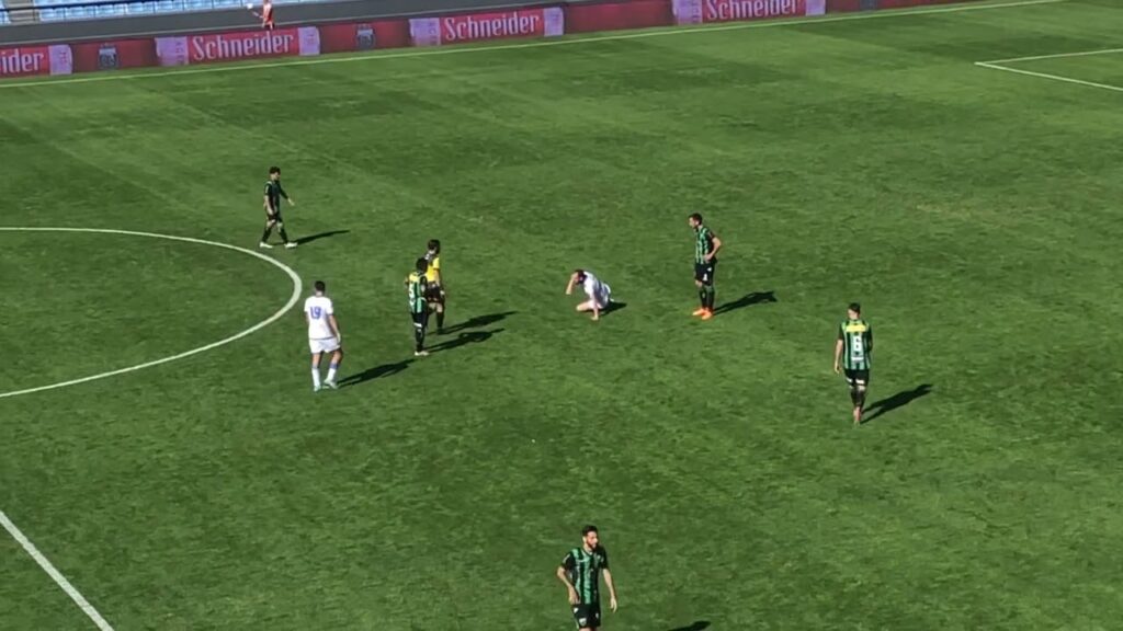 DIEGO GODIN Y SU FUERTE CHOQUE FRENTE A SAN MARTÍN SJ