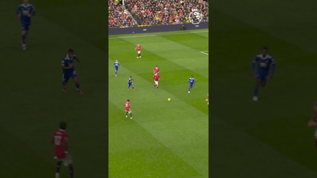 Marcus Rashford finishes speedy Manchester United move