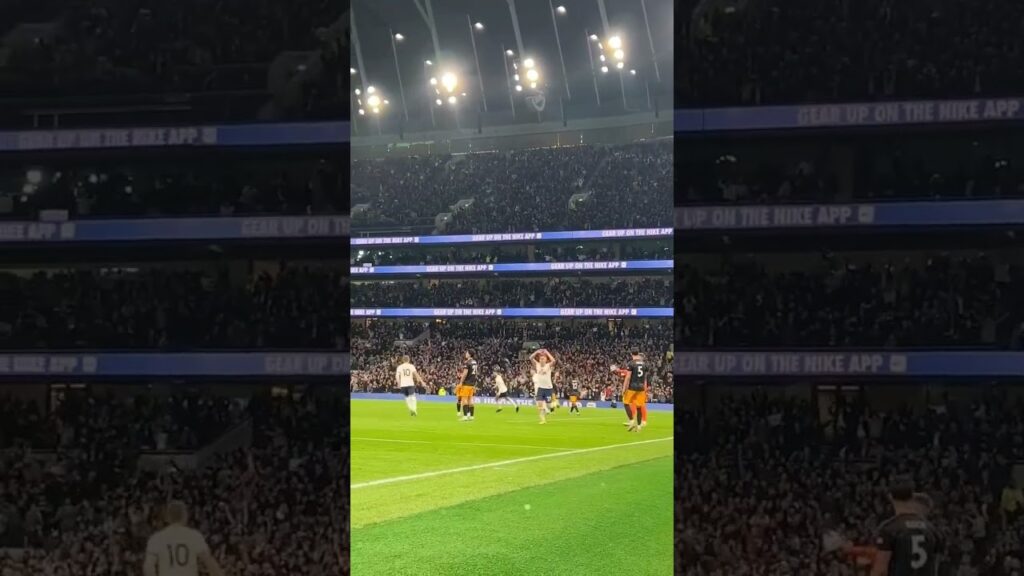 Rodrigo Bentancur goal vs Leeds United