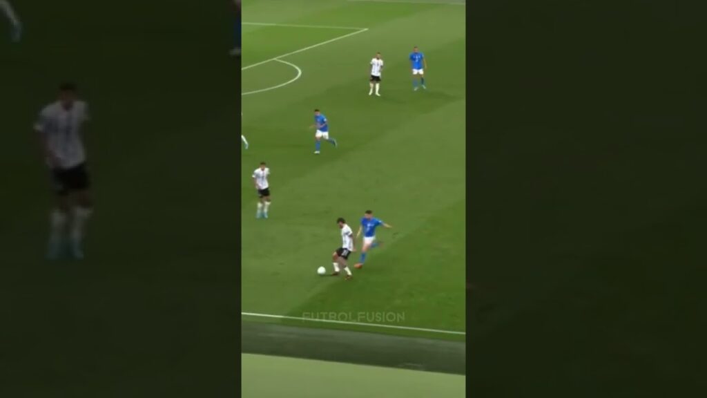 De Paul pressing against Italy #finalissima