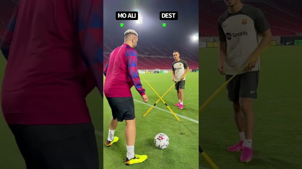 One touch challenge with FC Barcelona player Sergino Dest 🔥