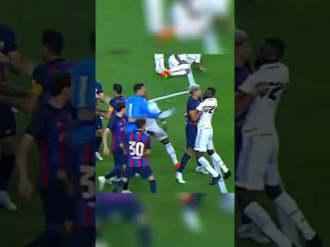 Antonio Rudiger vs Ronald Araujo fight 🔥🥊 💪  #rudiger #football #shorts