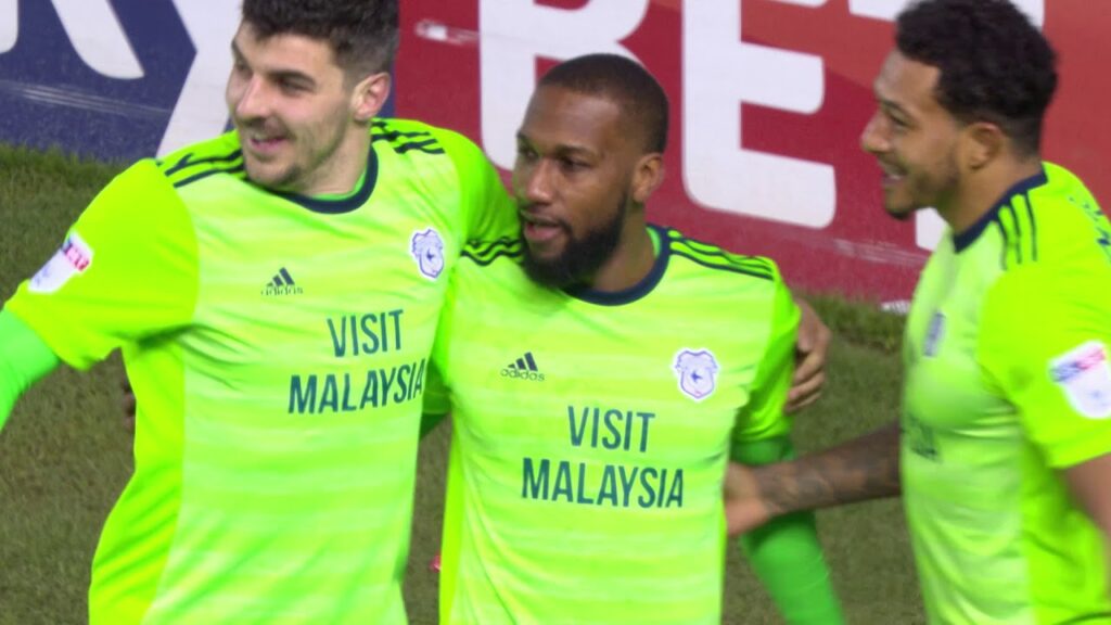 HOILETT GOAL v MILLWALL