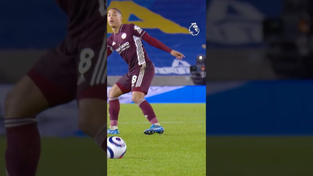 Youri Tielemans no-look pass 🔥