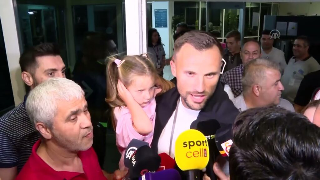 Haris Seferovic, Galatasaray için İstanbul'da