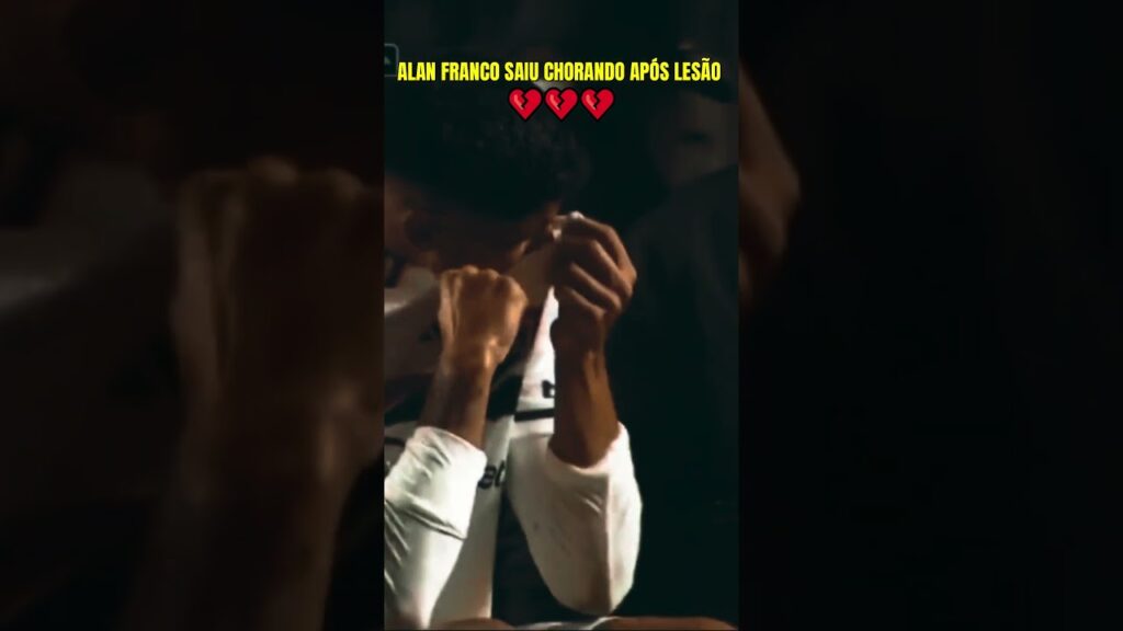 Alan Franco saiu lesionado e foi as lágrimas