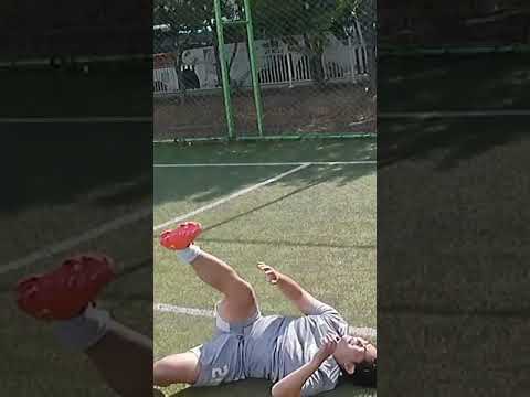 골키퍼의 슈퍼세이브 or 파울? 골키퍼 1인칭 3인칭 시점 #shorts