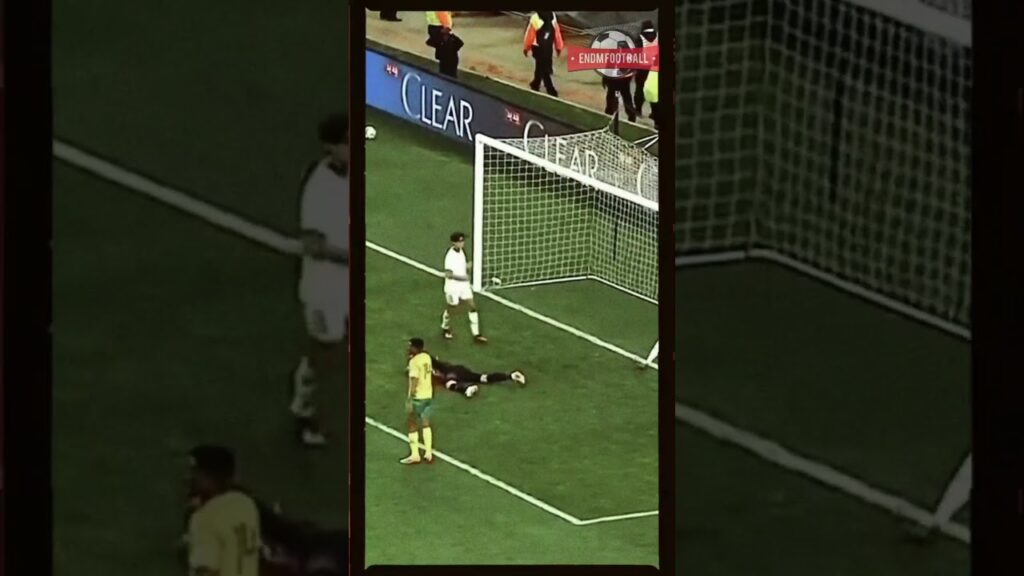 beautiful goal by Hakim Ziyech 🇲🇦 #football #amazingskills #goal  #ziyech #المغرب #المنتخب_المغربي