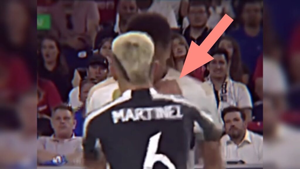 Lisandro Martinez vs Jude Bellingham & crunching tackle on bellingham