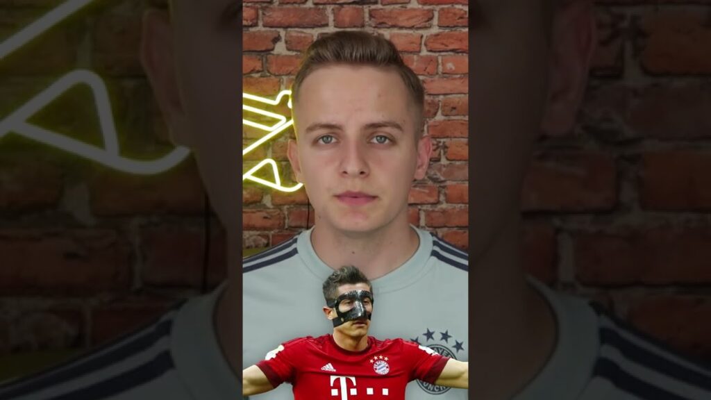 Dlaczego Robert Lewandowski GRAŁ W MASCE? #shorts Dlaczego Robert Lewandowski GRAŁ W MASCE? #shorts