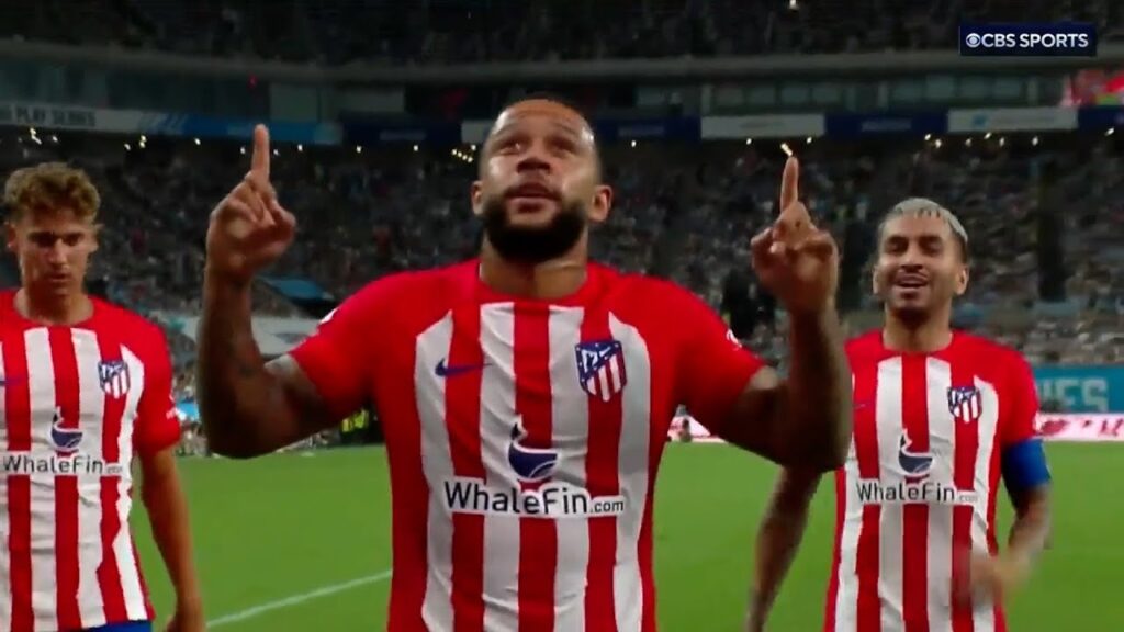 Memphis Depay INSANE GOAL vs Manchester City | 2023