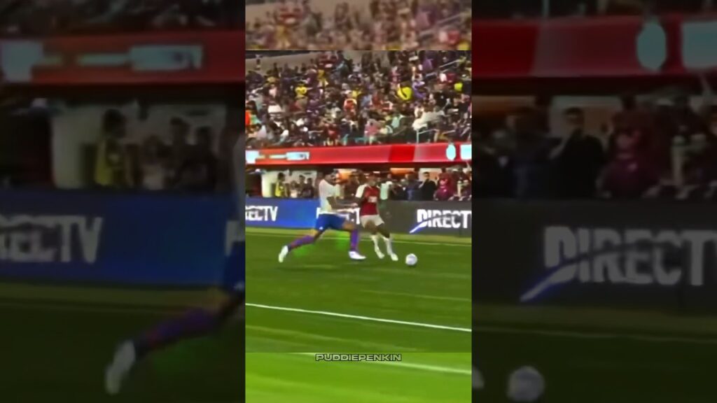 Ronald Araujo tackle 😈🔥😳 #football #viral #edit #shorts