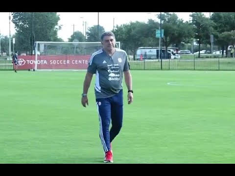 Hoy se definirá el futuro de Luis Fernando Suárez