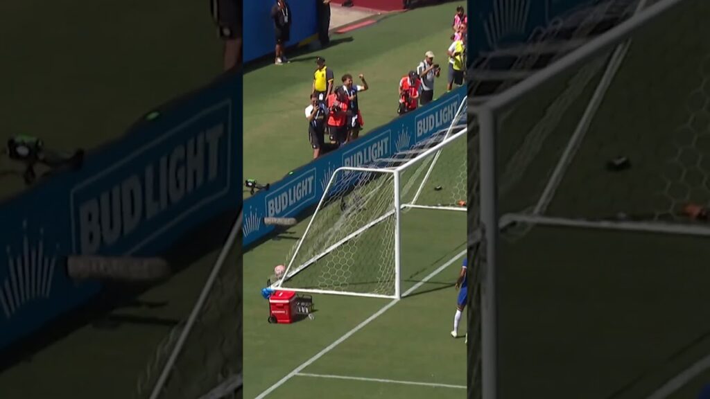 Ooohh THIAGO SILVA! 📣 #chelsea #thiagosilva #football #shorts Ooohh THIAGO SILVA! 📣 #chelsea #thiagosilva #football #shorts