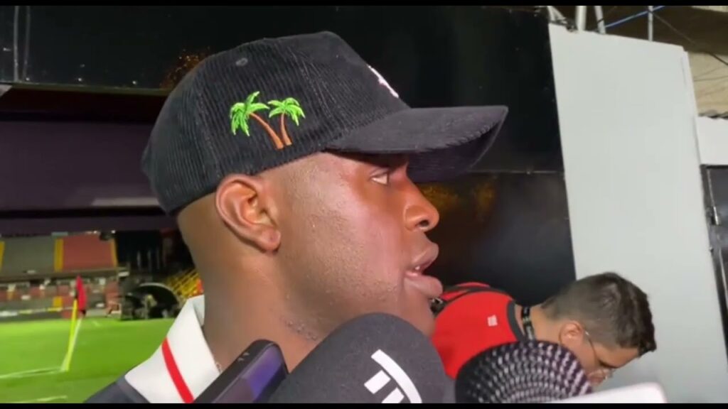 Joel Campbell vivió con emoción su debut en el Morera Soto