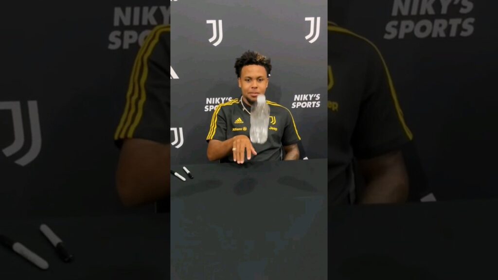 Weston McKennie bottleflip