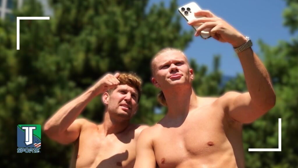 Erling Haaland & John Stones take a TIME OUT in Hamarikyu Gardens as Man City VISITS Japan