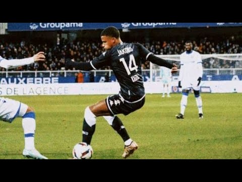 Magnifique performance de Ismail Jakobs...