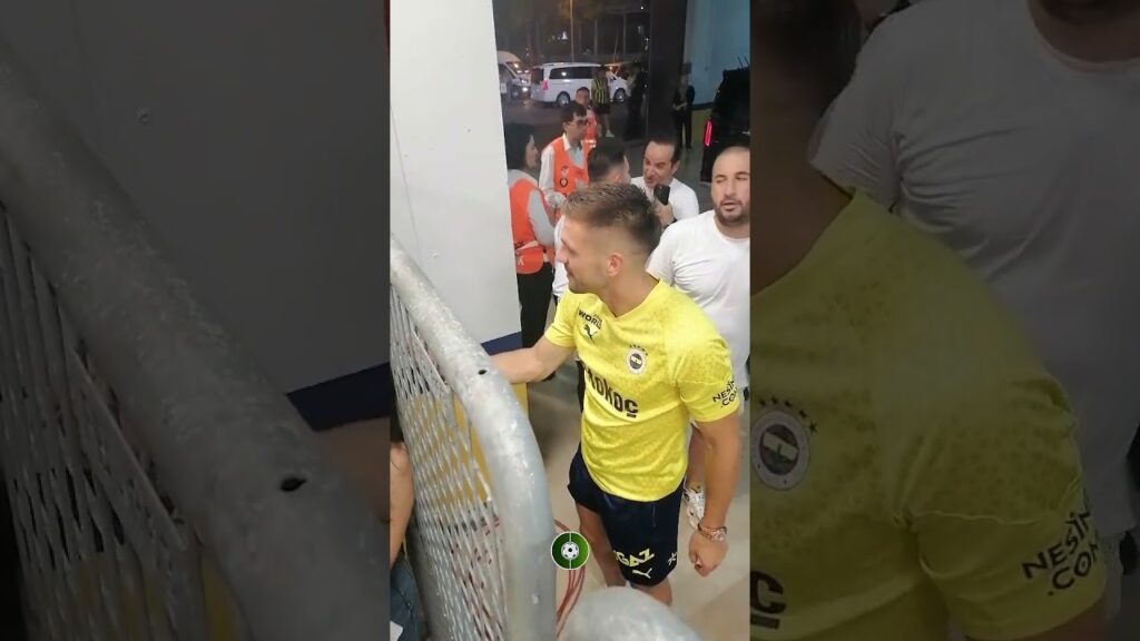 🟡🔵 Dusan Tadic'e maç sonu sevgi seli