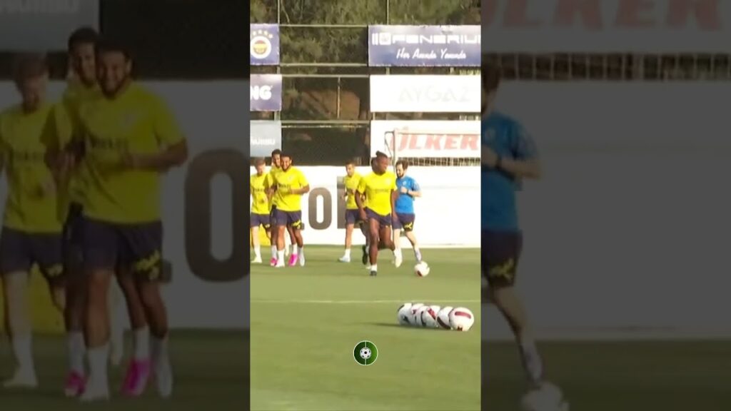 Batshuayi topla oynamadan duramıyor 😀