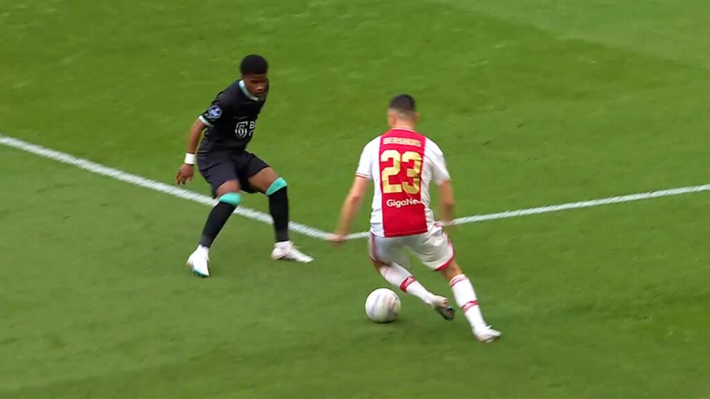 Steven Berghuis is Definitley a Baller