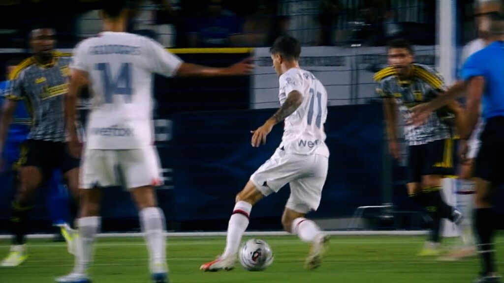 Christian Pulisic vs Juventus - Skill and Highlights 🔴 ⚫