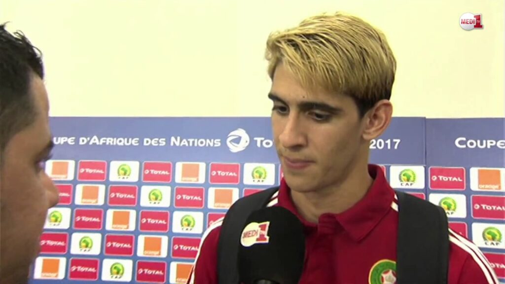 ياسين بونو يعلق على أداء زميله منير المحمدي وباقي لاعبي المنتخب