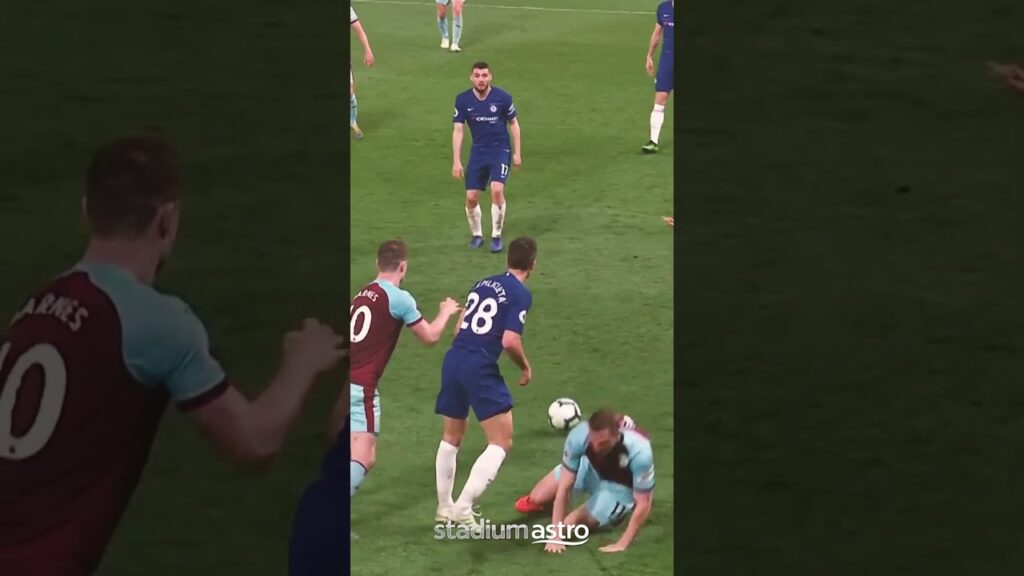 Cesar Azpilicueta leaves Chelsea after ELEVEN years! 😢