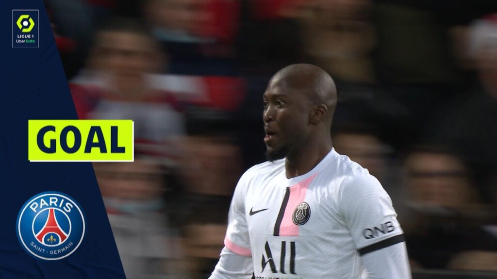 Goal Danilo Luis Helio PEREIRA (10' - PSG) LOSC LILLE - PARIS SAINT-GERMAIN (1-5) 21/22