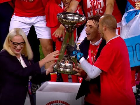 BORJAN I MILOJEVIĆ PODIGLI PEHAR KUPA SRBIJE: Slavlje Crvene zvezde / 25.05.2023.