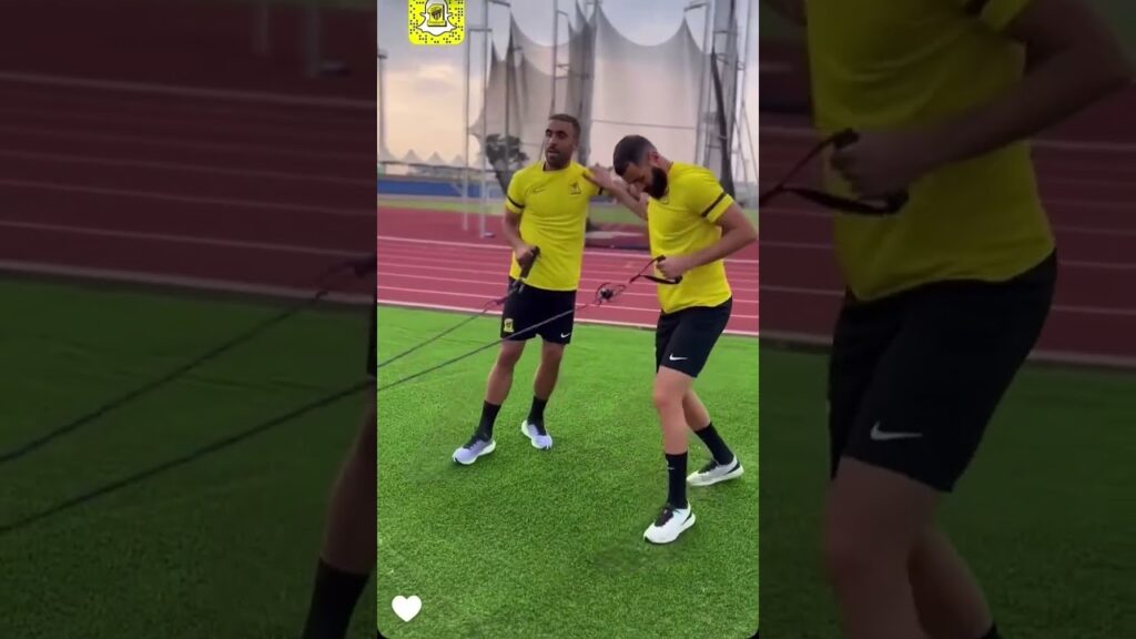 كريم بنزيما 🆚 عبدالرزاق حمدالله