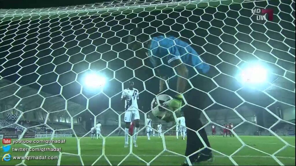 هدف لخويا الاول كريم بوضياف - لخويا vs معيذر -  دوري نجوم قطر 2013