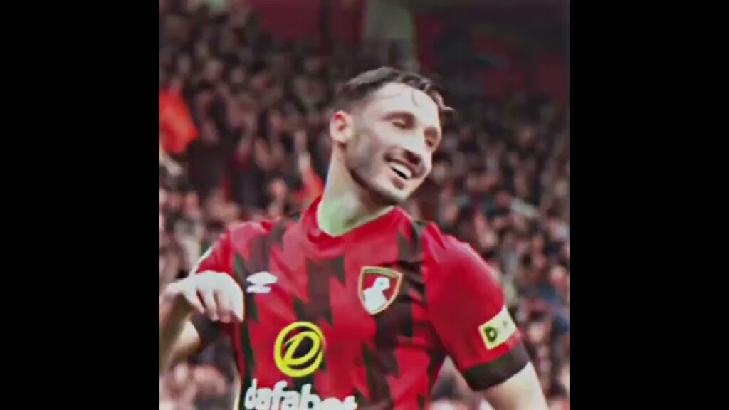 Matias Vina has officially joined the Sassuolo club following Christian Volpato #asroma #sassuolo