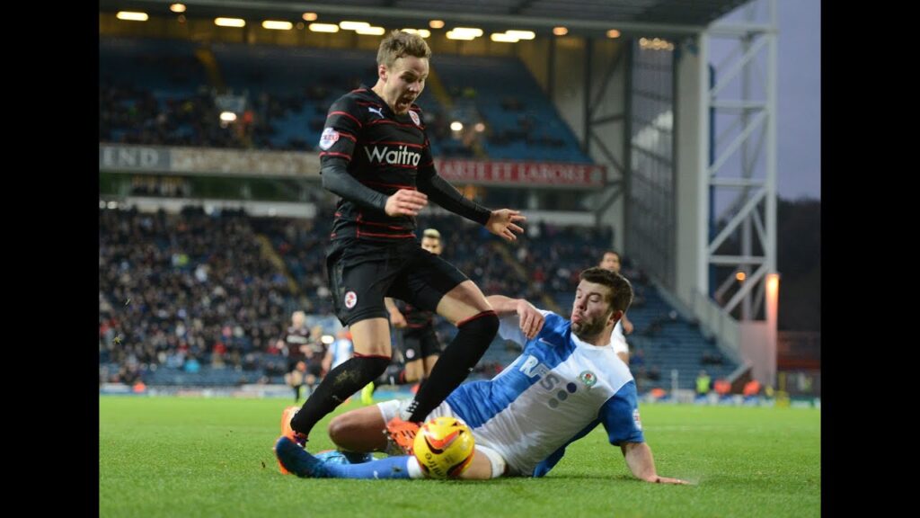 Gunter penalty claim | Foul not given | Blackburn 0-0 Reading