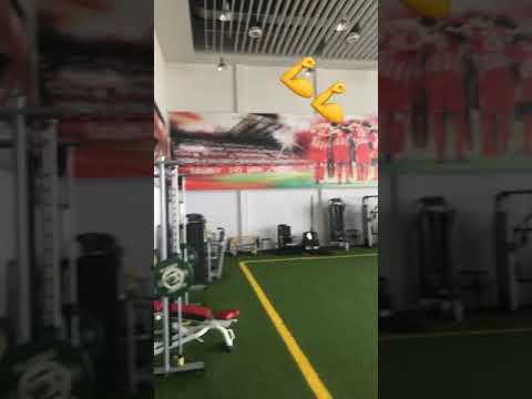 Ο Γιασίν Μεριά στο προπονητικό κέντρο του Ρέντη