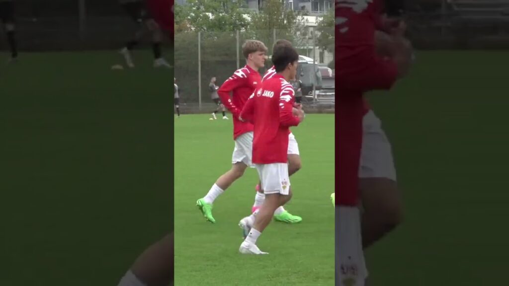 정우영 슈튜트가르트 이적 후 첫 영상 공개 몸놀림 가볍다 가벼워 #shorts #정우영