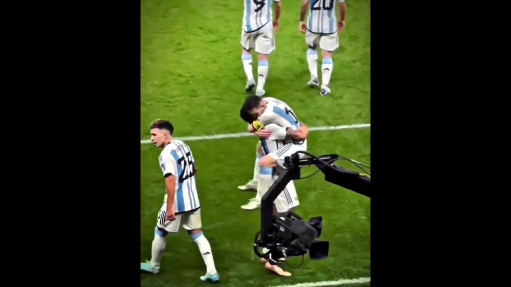 Messi and Cristian Romero 😍😍😍 #football #worldcup2022 #worldcup #leomessi #vamosargentina #football