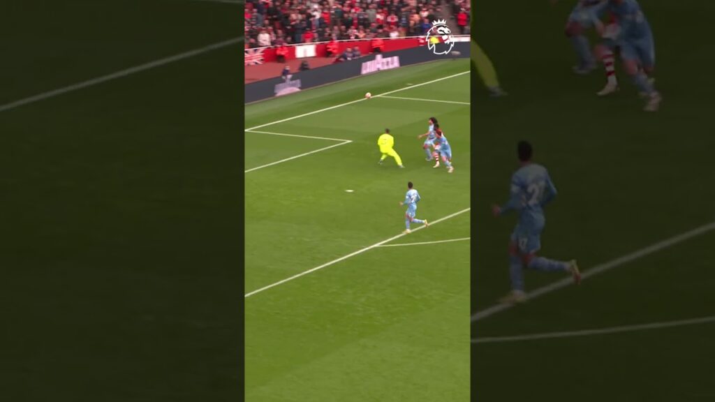 HEROIC goal line clearance! Pep’s reaction 😂