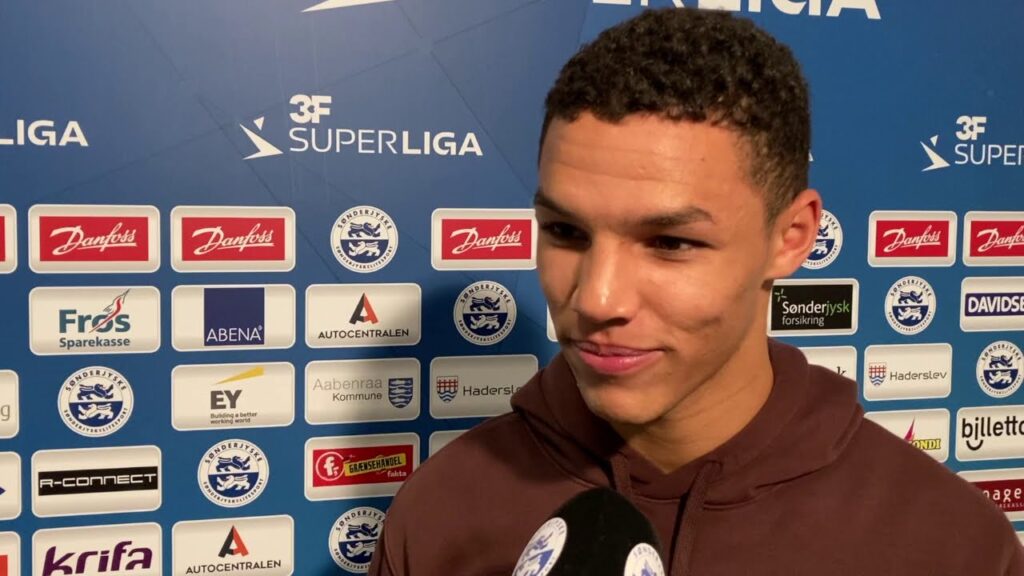 Bah om oplevelse med landsholdet og OB-kamp