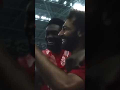 Just Mo Salah Telling Alphonso Davies How Fast He Is 😂