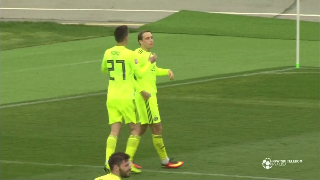 Lovro Majer zabija svoj prvijenac za Dinamo protiv Rudeša