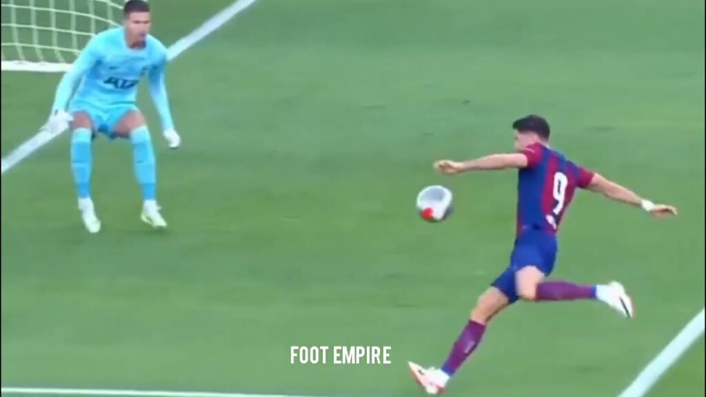 Robert Lewandowski Amazing GOAL vs Tottenham Hotspur 🔥