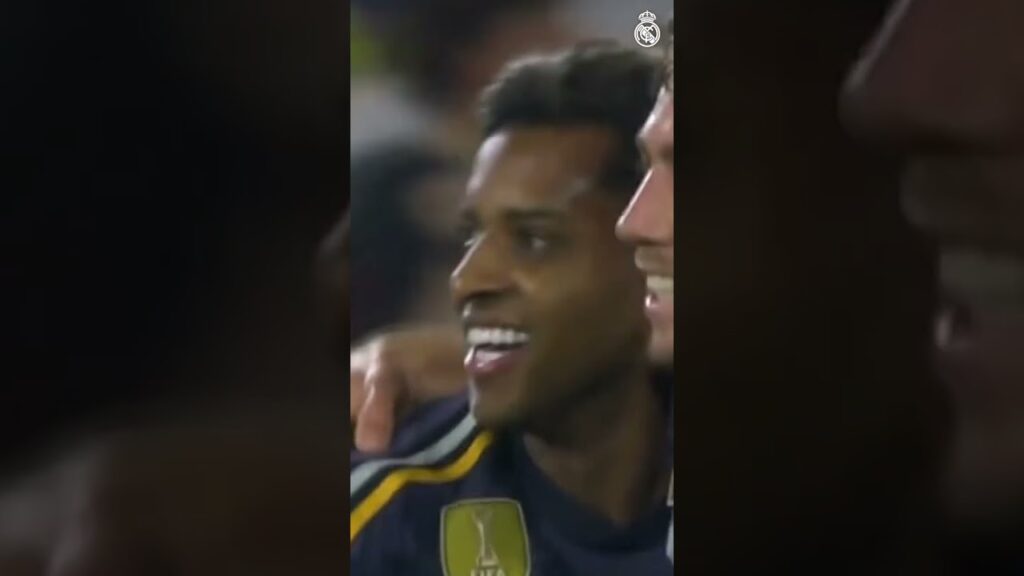 Real Madrid 3-2 AC Milan | Valverde & Vini Jr. seal comeback win!