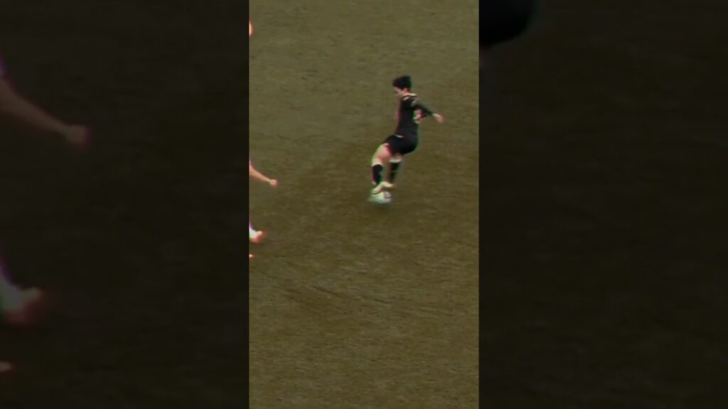 That first touch 😍🇯🇵 #minamino #asmonaco