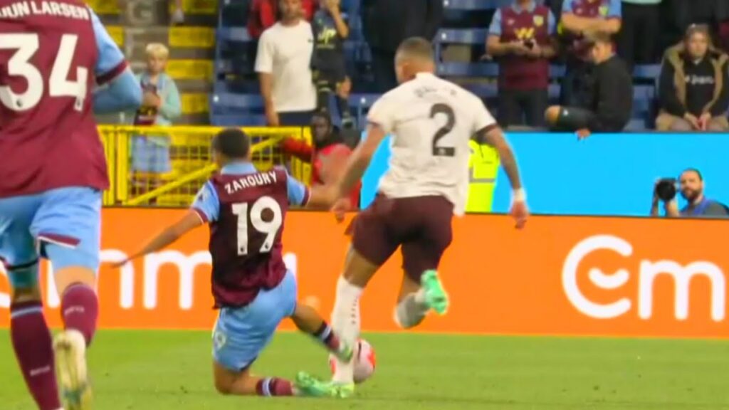 Anass Zaroury red card vs Kyle Walker at Premier League season, Burnley vs Manchester City 2023