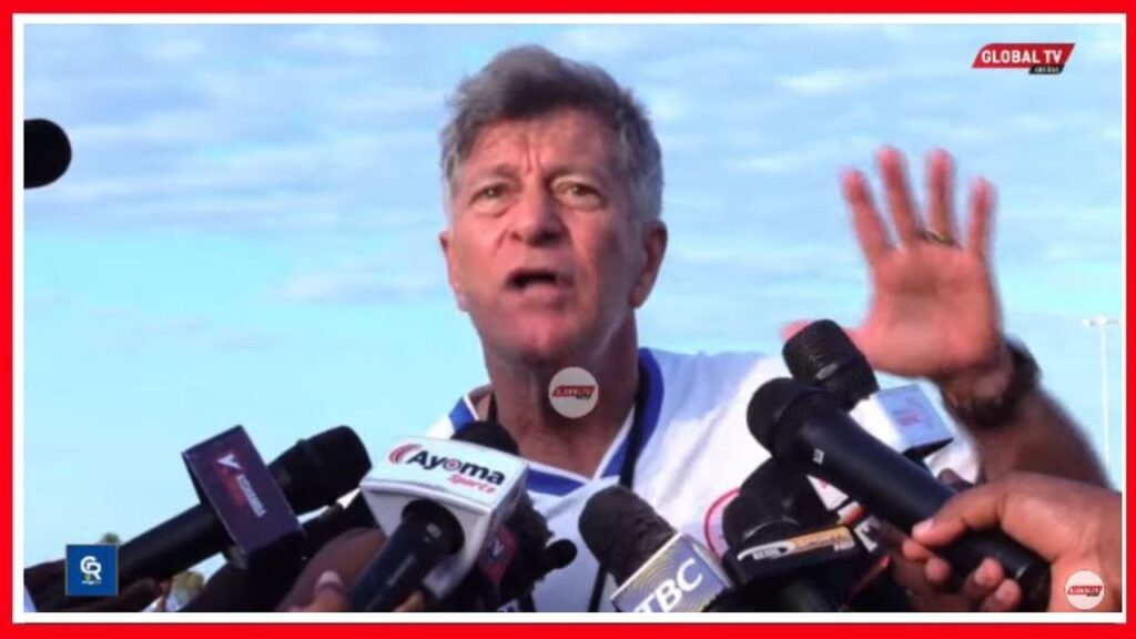 KOCHA ROBERTINHO AMTAJA NGOMA na ONANA "TUTACHUKUA UBINGWA wa VIKOMBE VYOTE MSIMU HUU"