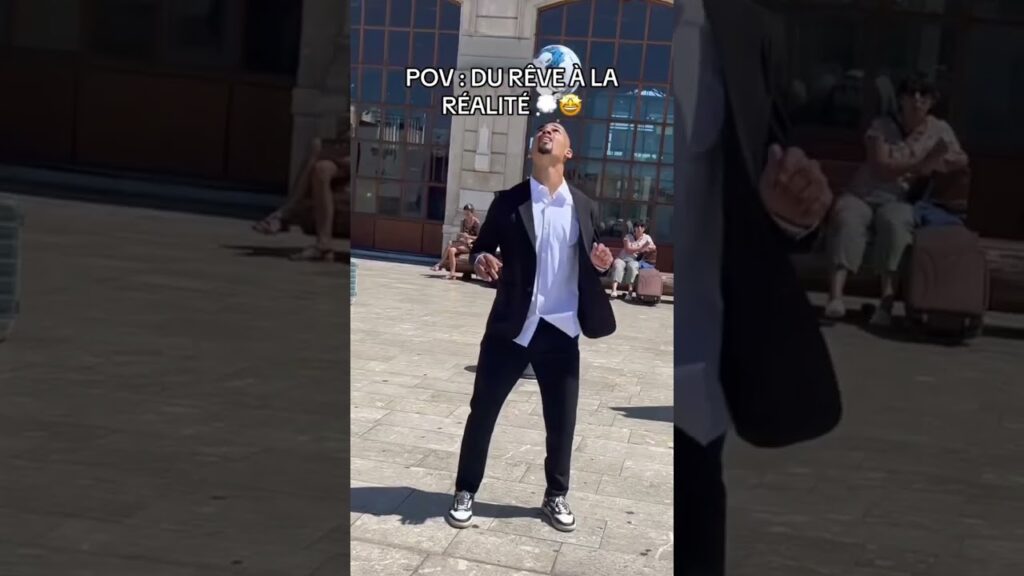 Vraiment l’OM chapeau 🎓 Bienvenue chez toi Iliman 🇸🇳💙 #om #shorts #shortfootball #soccer