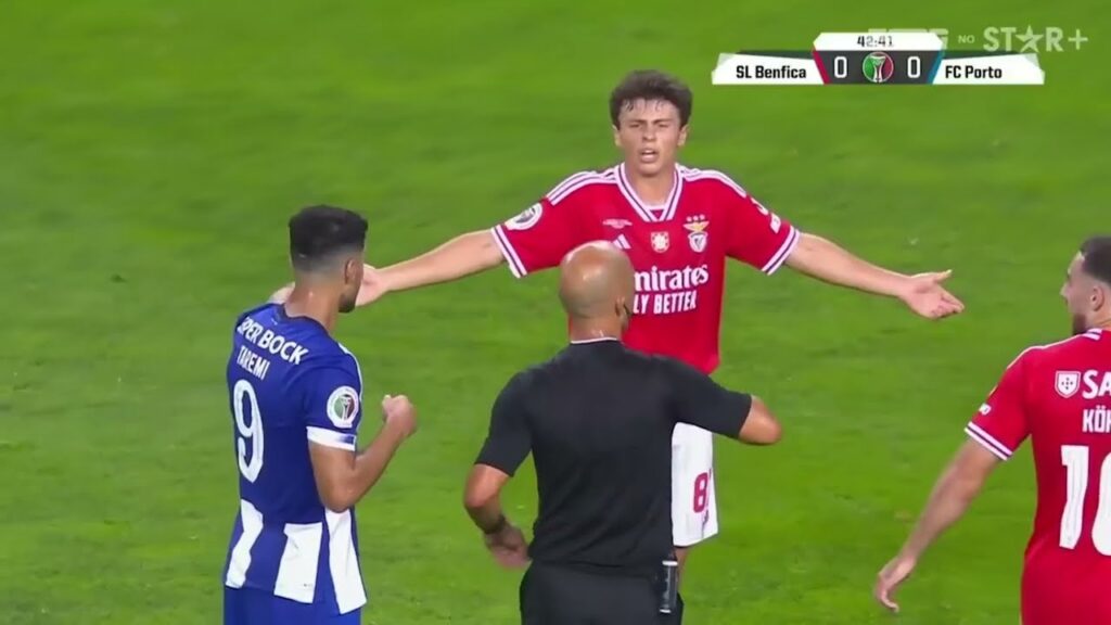 DI MARIA CANHOTA DE OURO DEU SHOW, PEPE EXPULSO, CHUVA DE CARTÕES E BENFICA É CAMPEÃO DA SUPERTAÇA